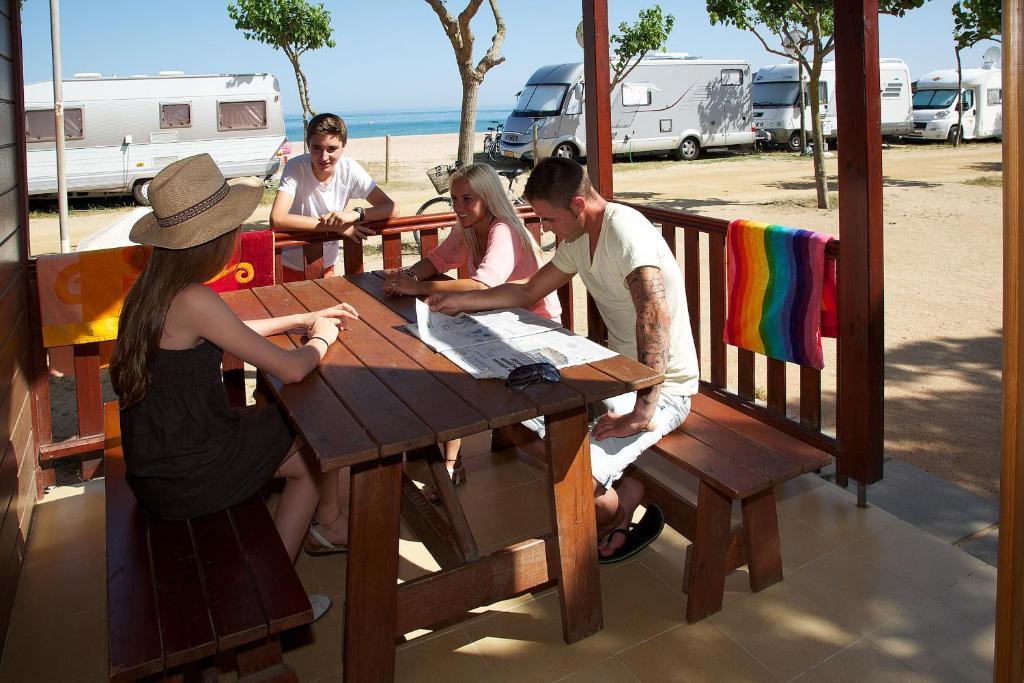 סנטה סוזנה Camping Bon Repos חדר תמונה