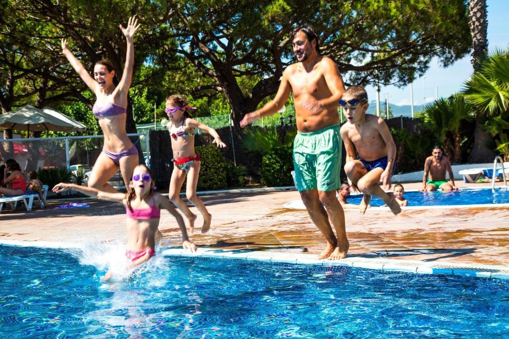 סנטה סוזנה Camping Bon Repos מראה חיצוני תמונה